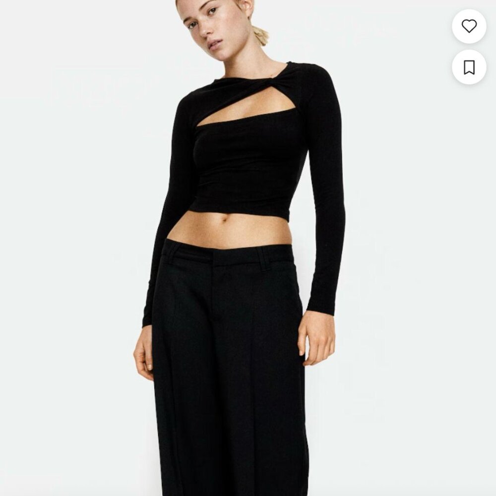 Black Twist-Detail Crop Top